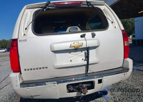 2013 Chevrolet Suburban 1500 Ltz из США, поврежденный, VIN 1GNSCKE04DR221940